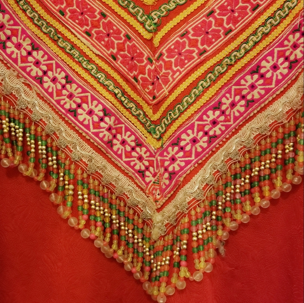 Blouse - Picture 2 of 5